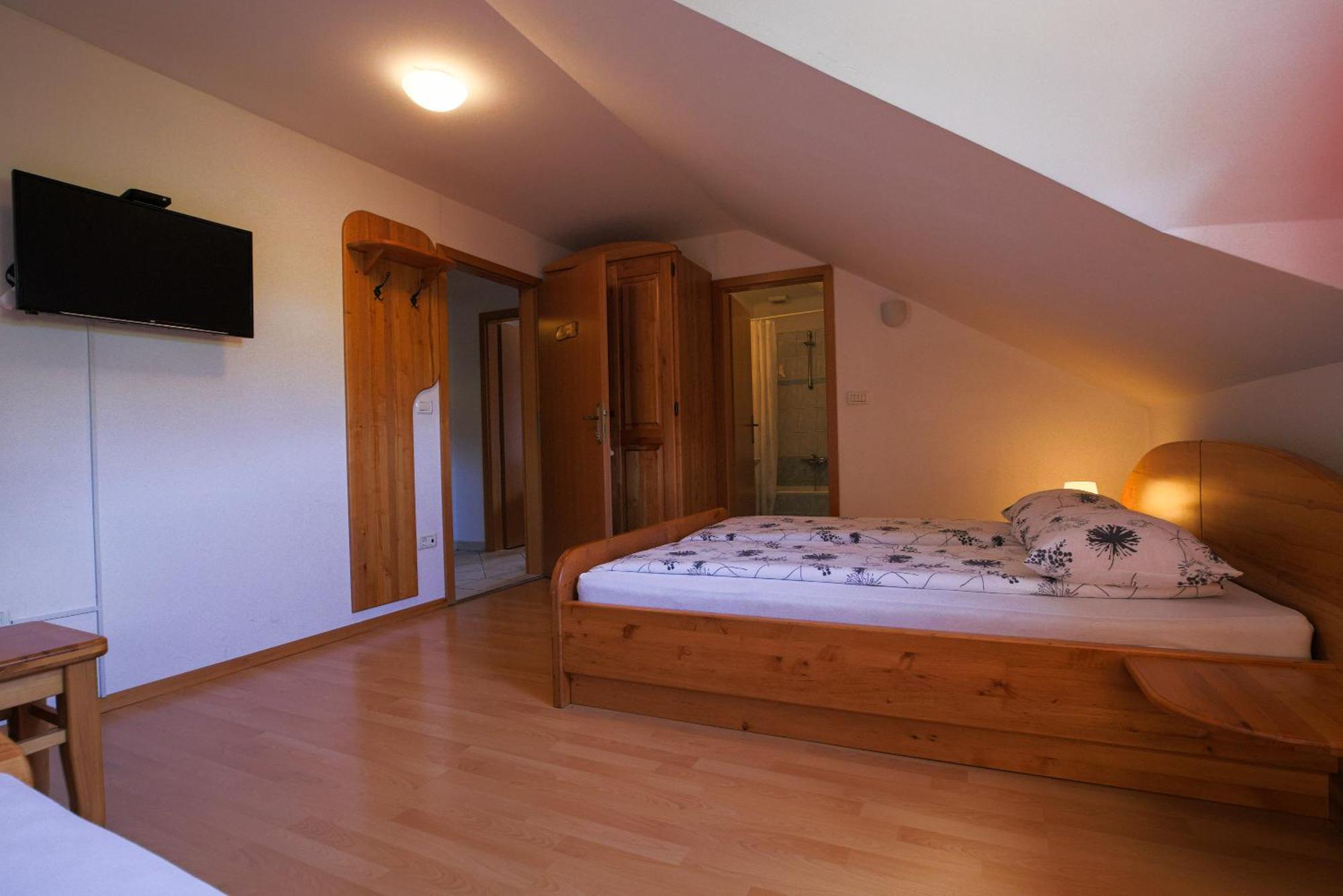 Domacija Malnarjevi Villa Slavina Exterior foto
